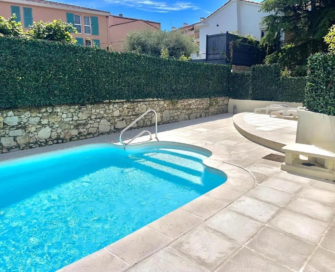 Apartment Escapade Cosy Avec Piscine Au Centre-Ville - Ideal Pour Couples Et Professionnels Cannes